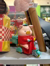 Image 3 of Lulu the Piggy Burger Express Movable Blind Box