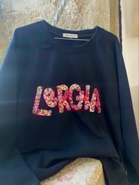 Image 1 of Suadoiro bordado a man. LERCHA negro. Corte oversize. Varias tallas.