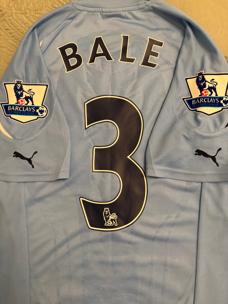 Image of Tottenham Hotspur “BALE 3” 2010/11 Away Shirt + PL patches  (S)