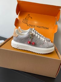 Image 4 of HINTING RUNNERS