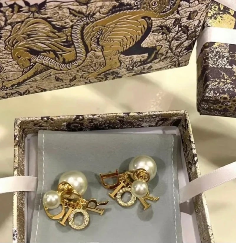Dio* gold plated earrings 
