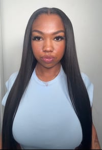 24” Yaki Straight V Part Wig (Luv Me)