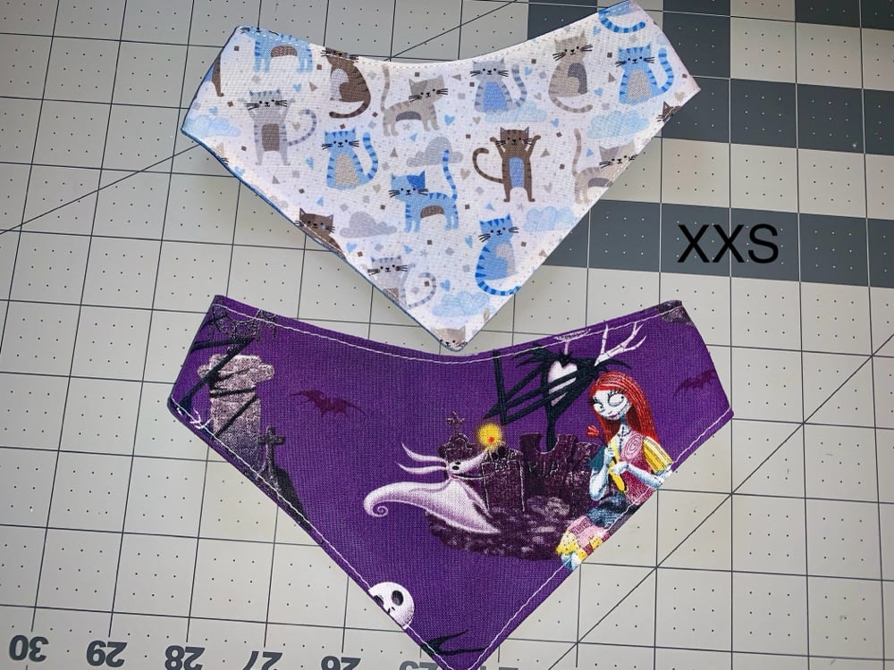 Image of Snap-On Pet Bandana xxs