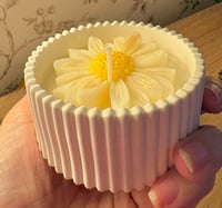 Image 3 of The Daisy candle