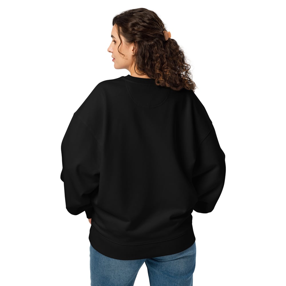 Momento Mori Heart Wreath Unisex organic oversized sweatshirt