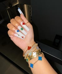 Image 2 of Van Cleef & Arp. Bracelets No diamonds