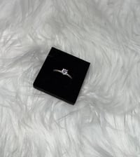 Image 2 of Round luxe 