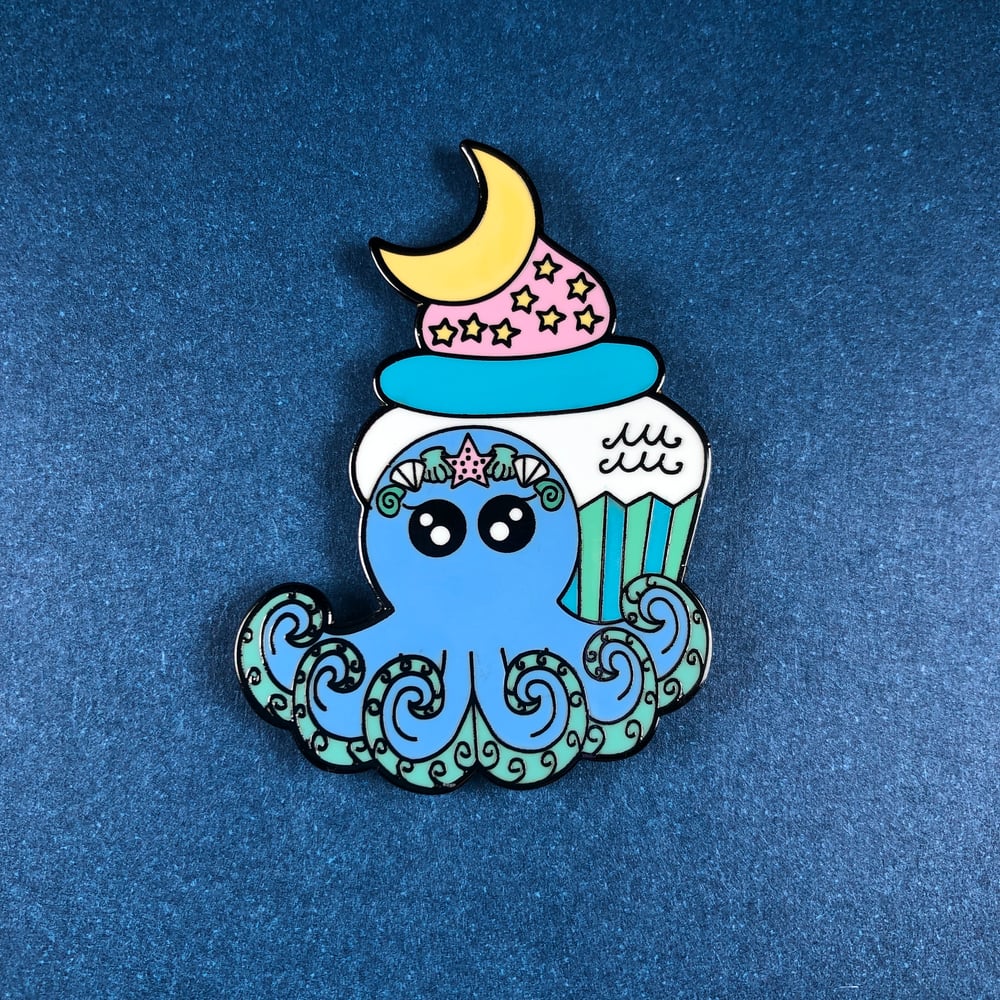 Image of Aquarius Cupcake Pin