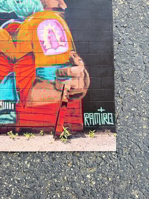 “LO QUE CARGAMOS” Print pre-order