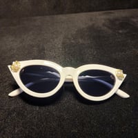 Image 3 of Pearl spider 