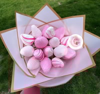 Image 1 of Ramo De Fresas 💐