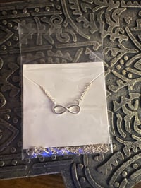 Infinity necklace 