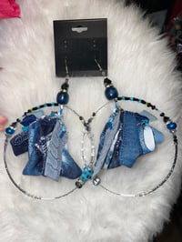 Image 2 of Large hoop given him the blues 