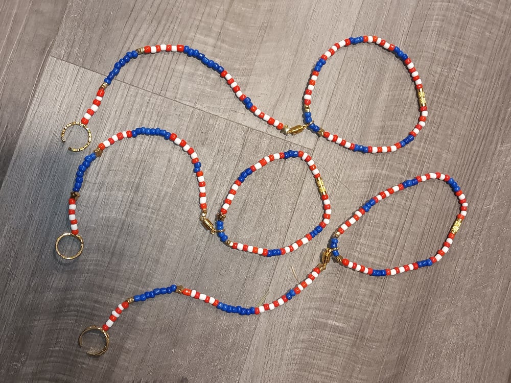 Image of Anklet with toe ring.