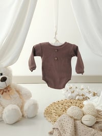 Image 1 of Newborn boy onesie for photoshoot | Robbie | long sleeves | brown