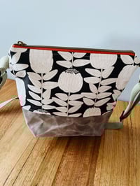 Image 2 of cotton Canvas Flower Shoulder Bag