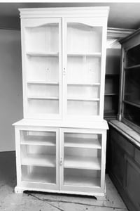 Slim cabinet