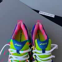 Image 2 of size: us8.5 uk6.5 eu40 cm25.5
