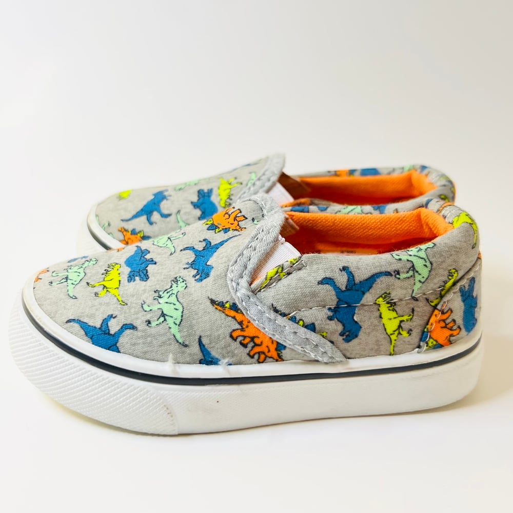 Image of SLIP-ON DINOSAUR CASUAL SHOE size 6c