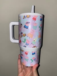 Image 1 of Peppa pig 20oz handle non spill tumbler