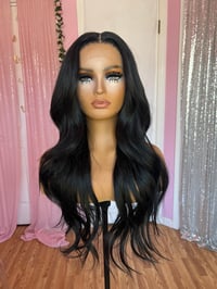 Image 4 of Everyday black wig 