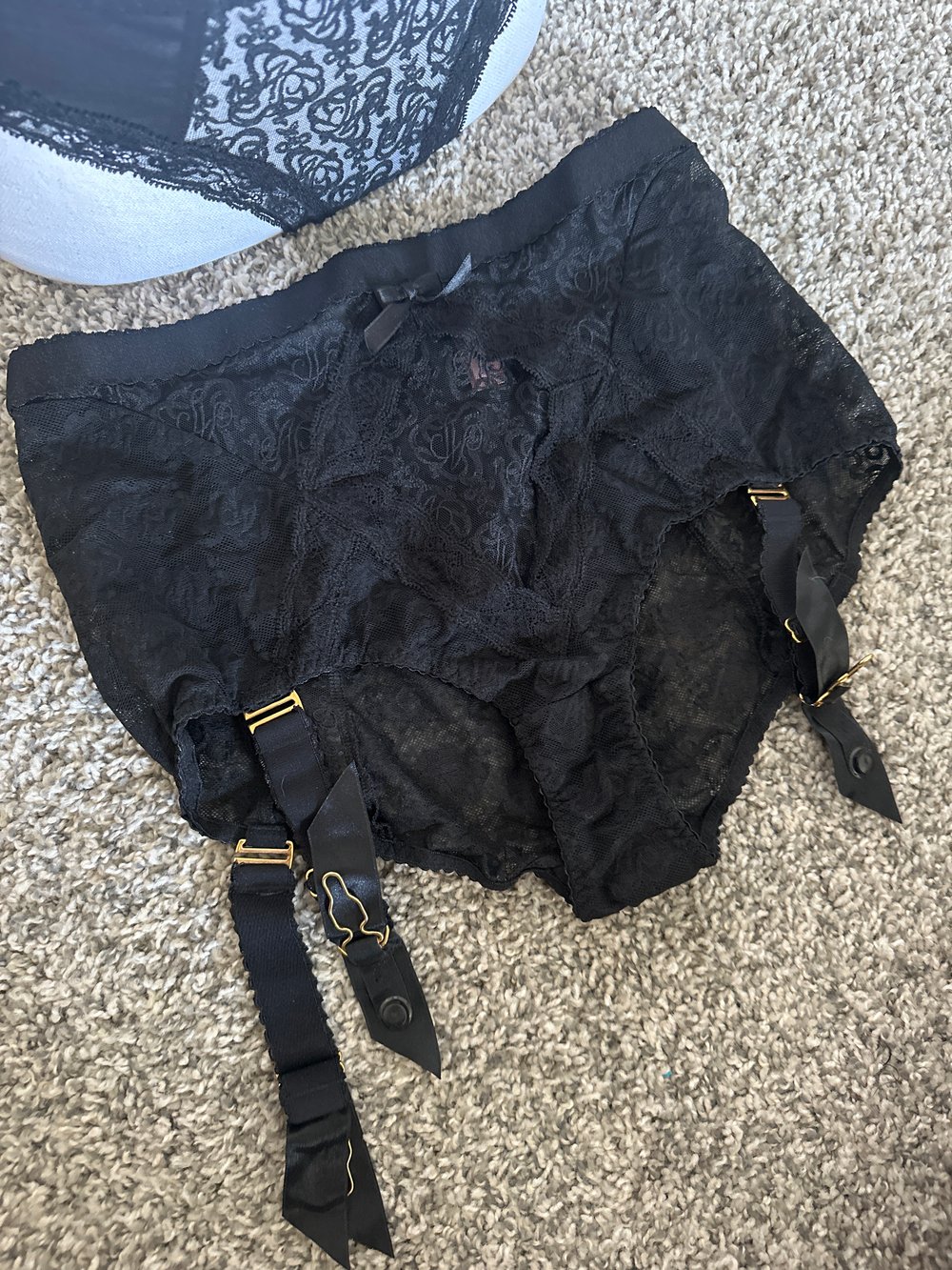 Agent provocateur logo black set