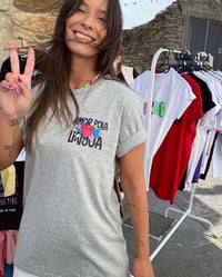 Image 1 of Camiseta UNISEX. AMOR POLA LINGUA cor gris. Varias tallas!
