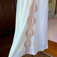 Image 8 of Emilio Pucci Formfit Rogers Bridal Nightgown Medium