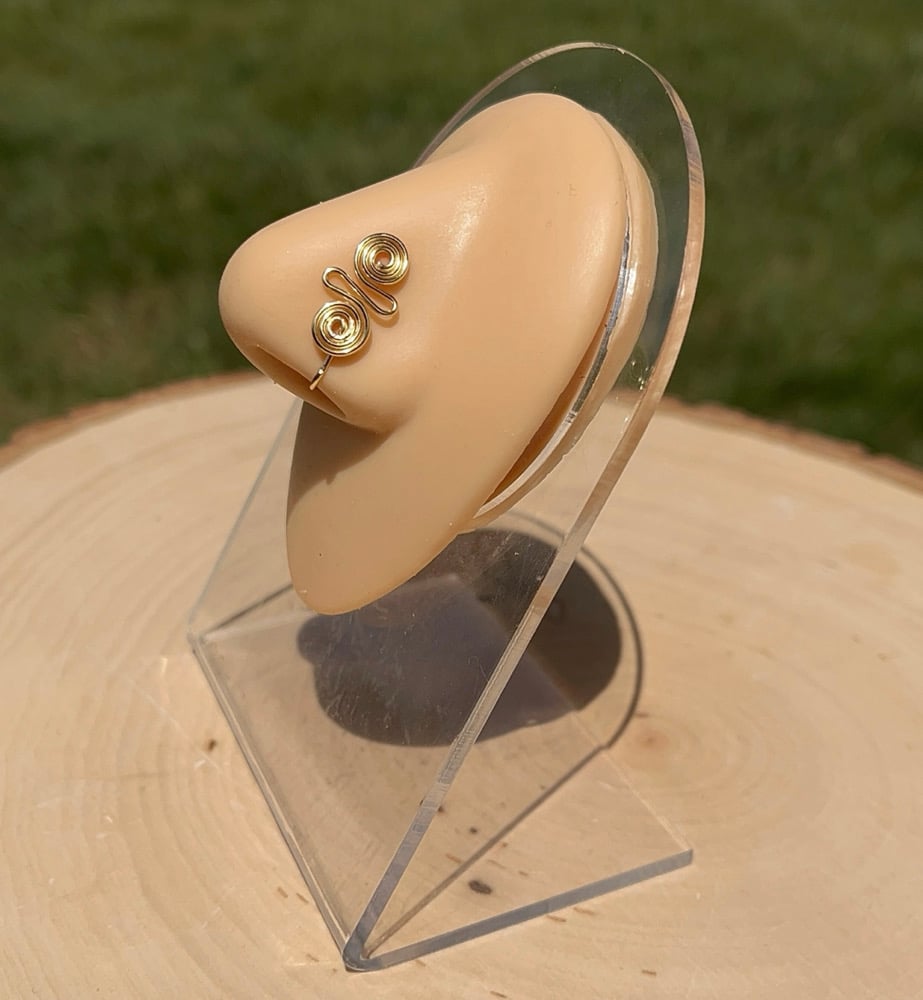 Image of Funky double Swirl nose cuff