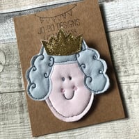 Image 1 of Queenie brooch