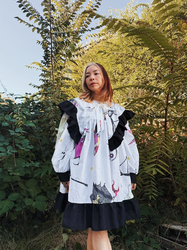 Image of Oversized Ruffle Collar & Puff Long Sleeve Dress — Halloween