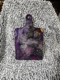 Image 2 of Resin cutting board