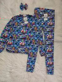 Image 2 of Cookie monster oufit shirt and leggings 