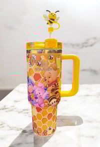 Image 3 of 40 oz Gift Box Winnie the Pooh 