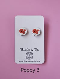 Image 7 of Poppy | Studs 
