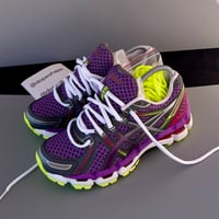 Image 2 of  Asics Gel Kayano 19 Running size: us7 uk5 eu38 cm24