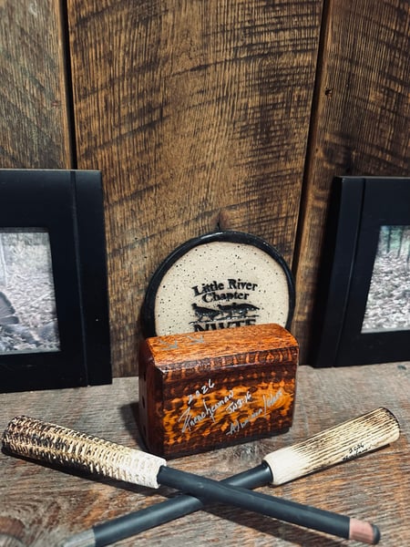 Image of Aluminum/Glass mahogany and snakewood box pot