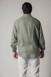 Image 2 of Camisa sahariana de lino verde