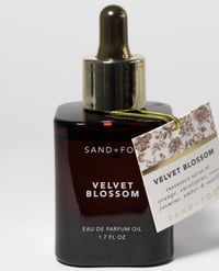 Image 3 of Sand & Fog Velvet Blossom oil dropper 