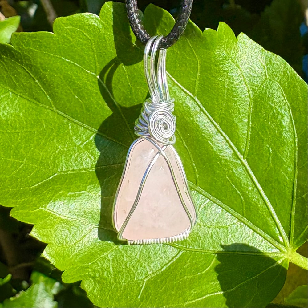Image of rose quartz pendant a