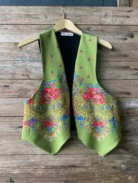 Image 6 of Chaleco feito a man. FOLIADA195. Talla S