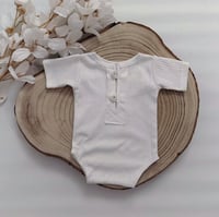 Image 1 of Newborn photography bodysuit Patrick - ecru| photo props