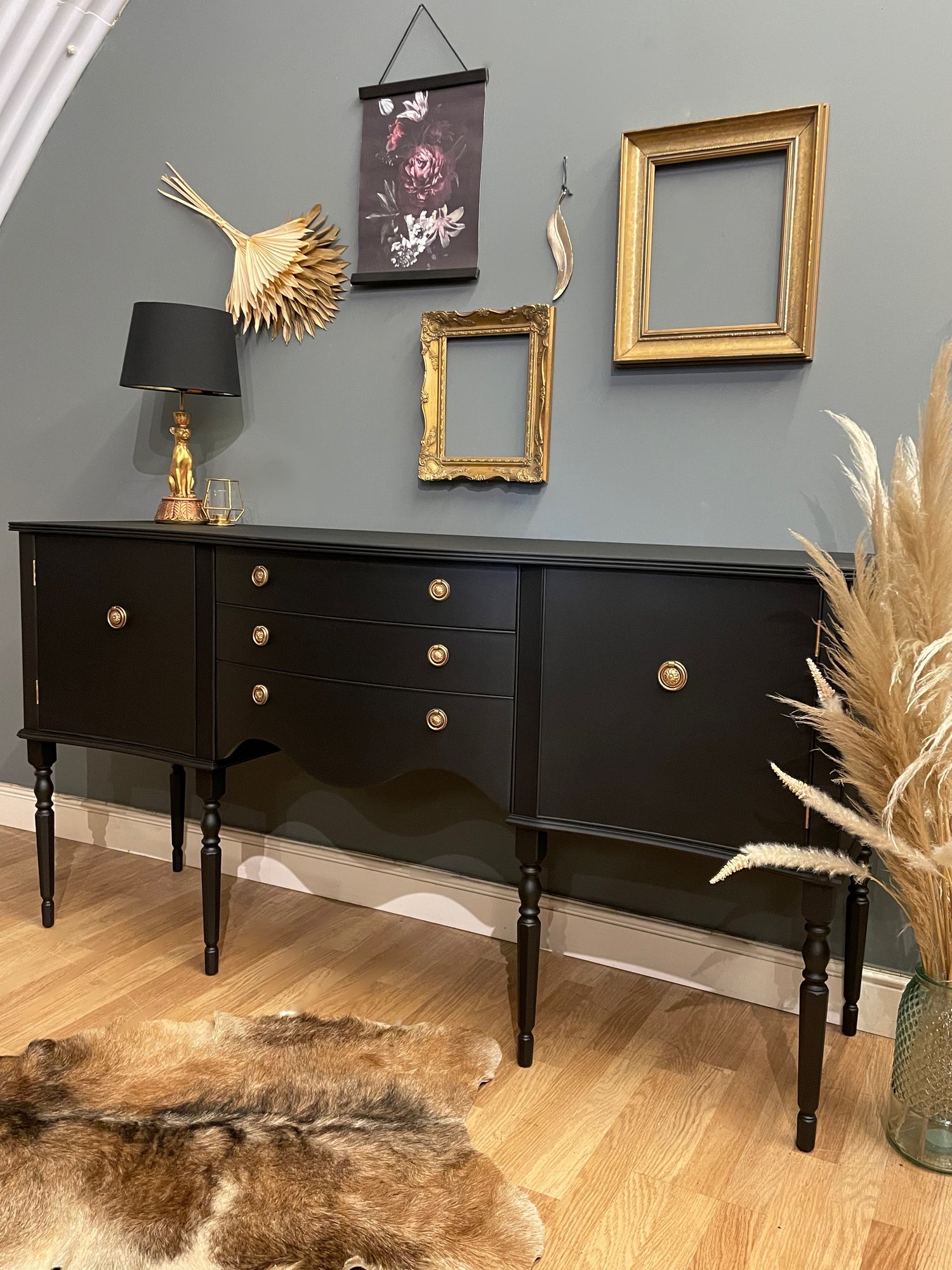 Image of STUNNING BLACK & GOLD MAHOGANY SIDEBOARD