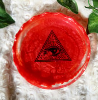 Image 3 of Wavy Red Eye