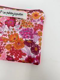 Image 2 of RESERVE Pochette Porte-monnaie LA DISCRÈTE Liberty rose rouge touche de corail fluo