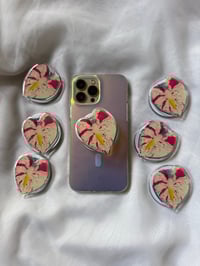 Red White Anthirium Mag Grippie