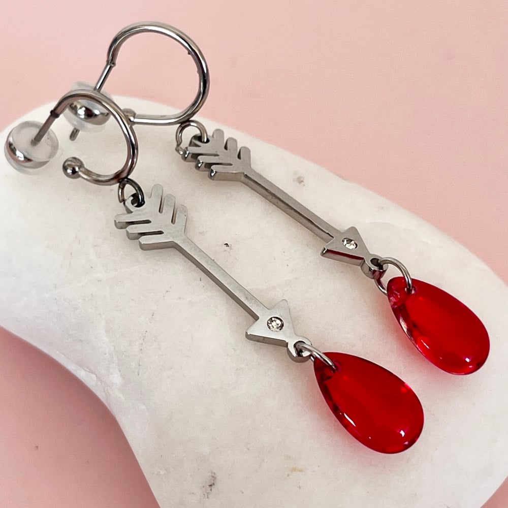 Image of Arrow and Red Glass Droplet Half Hoops - Stainless