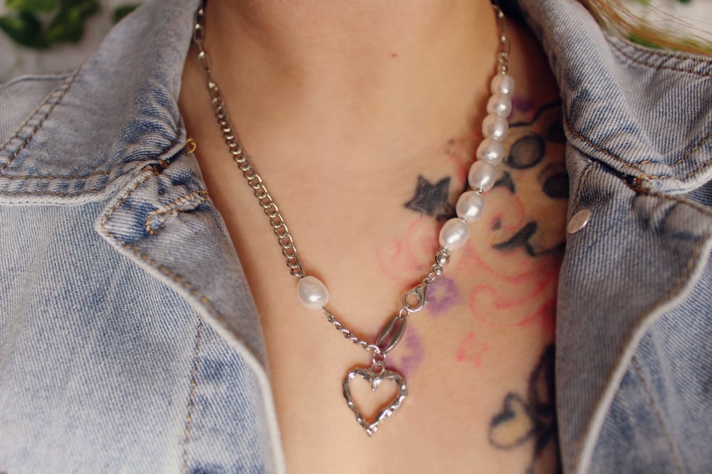 Image of Pearls And Heart Necklace
