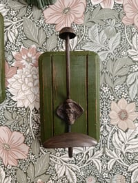 Image 4 of Patère murale ancienne patinée 