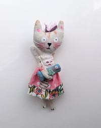 Image 5 of Kitty and friend brooch 